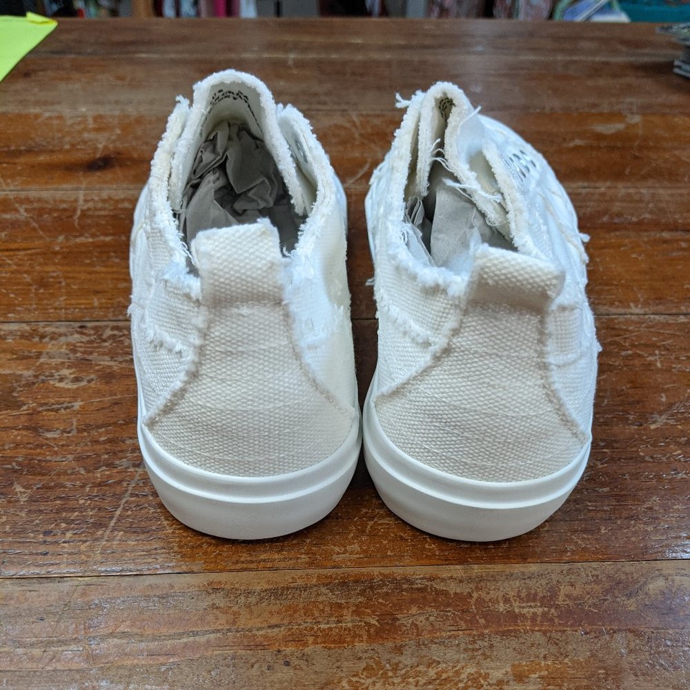 Babalu White Sneaker - Picture 6 of 7